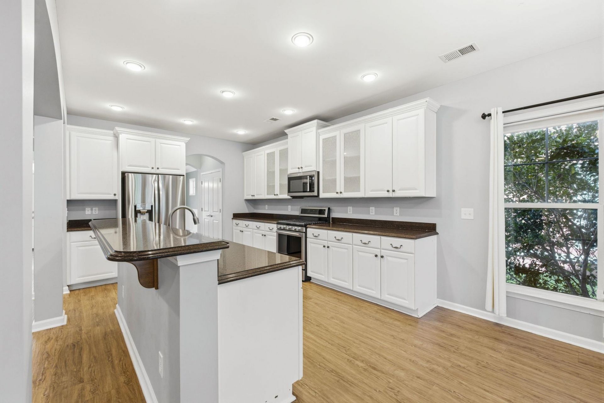 732 Dreamland Dr. Photo 16