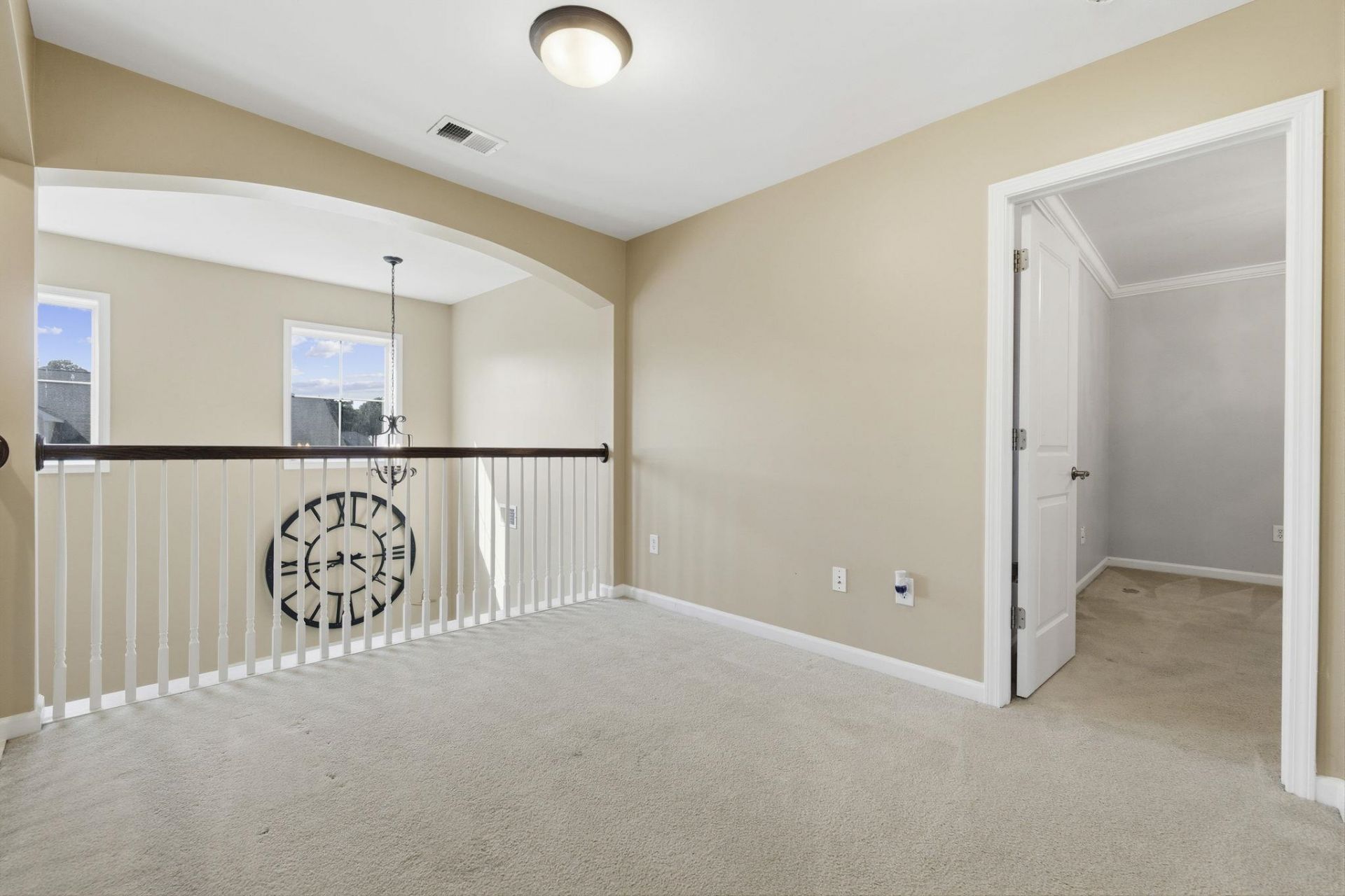 732 Dreamland Dr. Photo 29