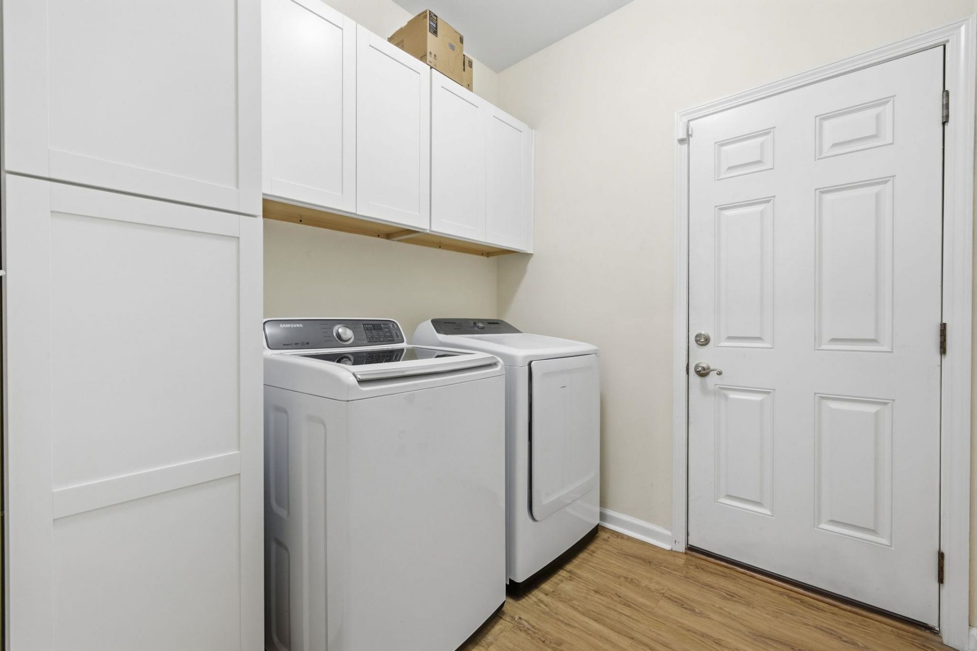 732 Dreamland Dr. Photo 40