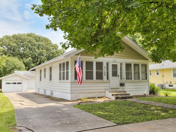 3129 SW 12th Street, Des Moines, IA 50315