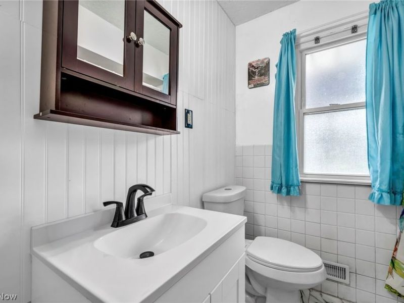 10615 Bellaire Road, Cleveland, OH 44111 Photo 13