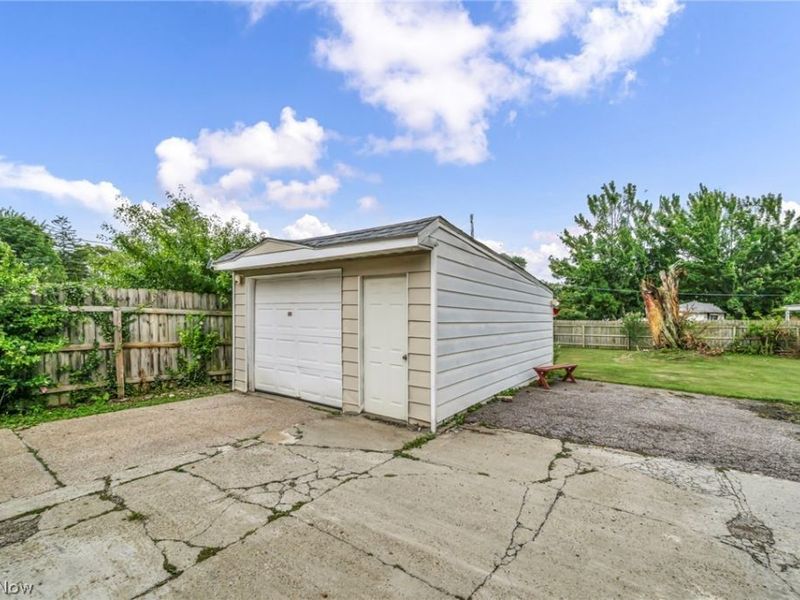 10615 Bellaire Road, Cleveland, OH 44111 Photo 17
