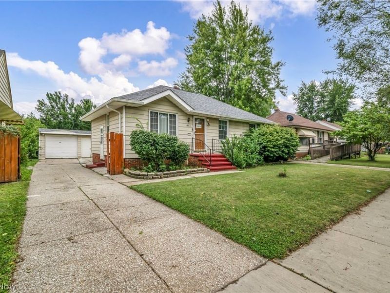 10615 Bellaire Road, Cleveland, OH 44111 Photo 3
