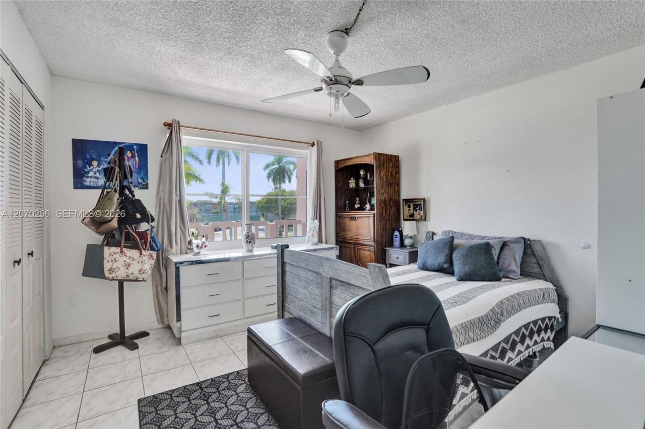 9461 Sunrise Lakes Blvd, Unit 208, Sunrise, FL 33322 Photo