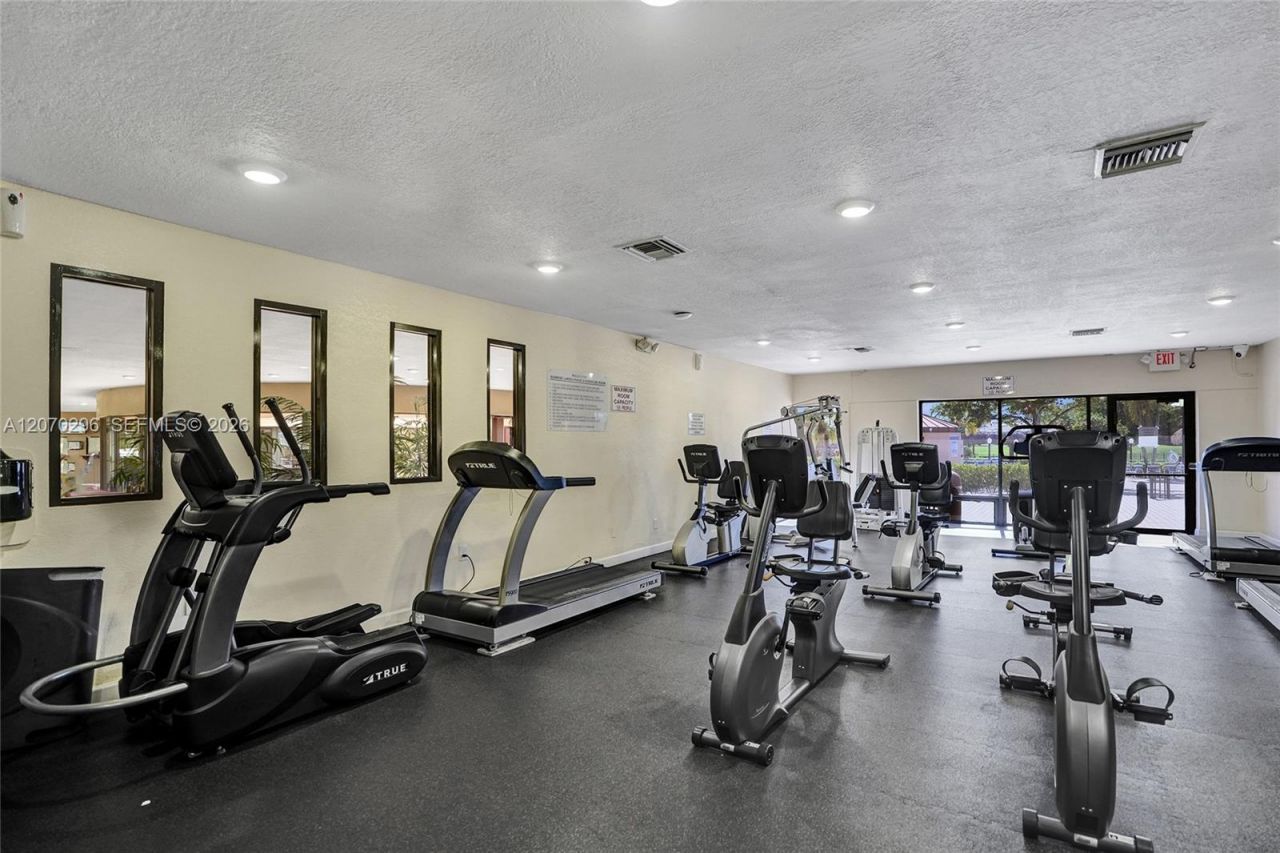 9461 Sunrise Lakes Blvd, Unit 208, Sunrise, FL 33322 Photo