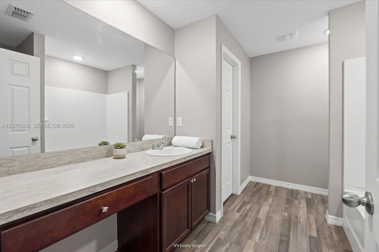 1671 SE Seashore Ln , Port Saint Lucie, FL 34983 Photo