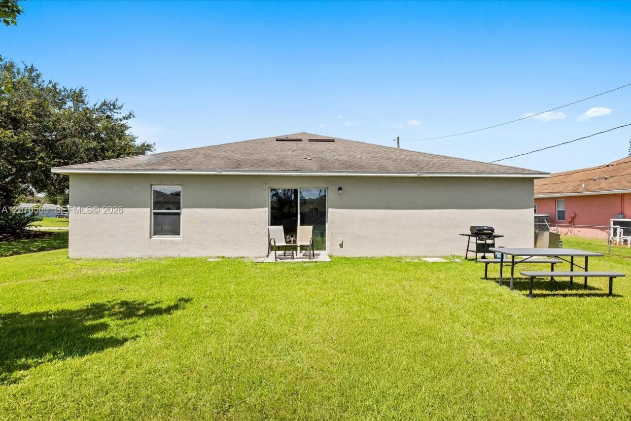 1671 SE Seashore Ln , Port Saint Lucie, FL 34983 Photo