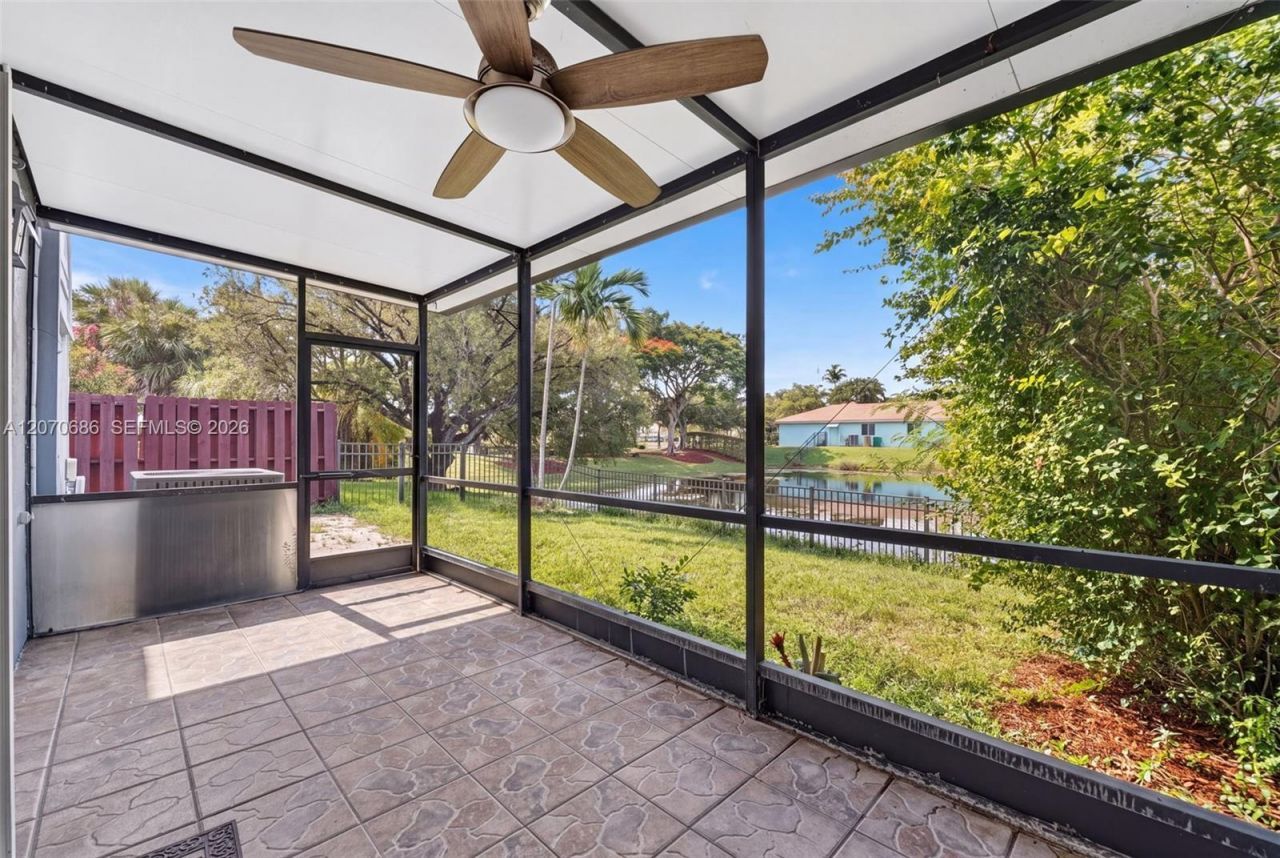 4848 Grapevine Way, Unit 4848, Davie, FL 33331 Photo