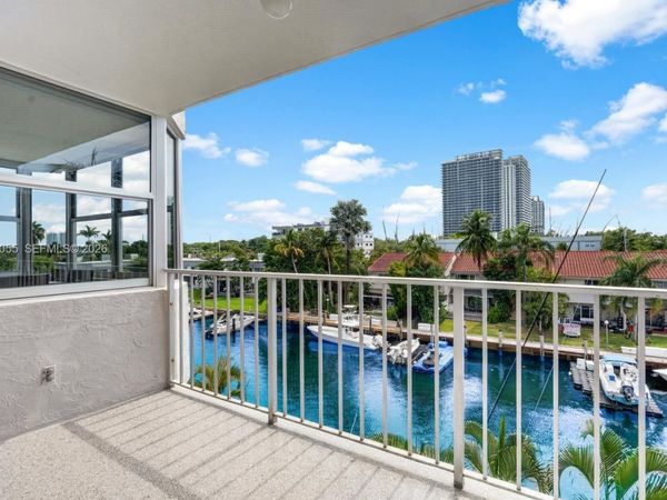 Unit 4E, North Miami Beach, FL 33160