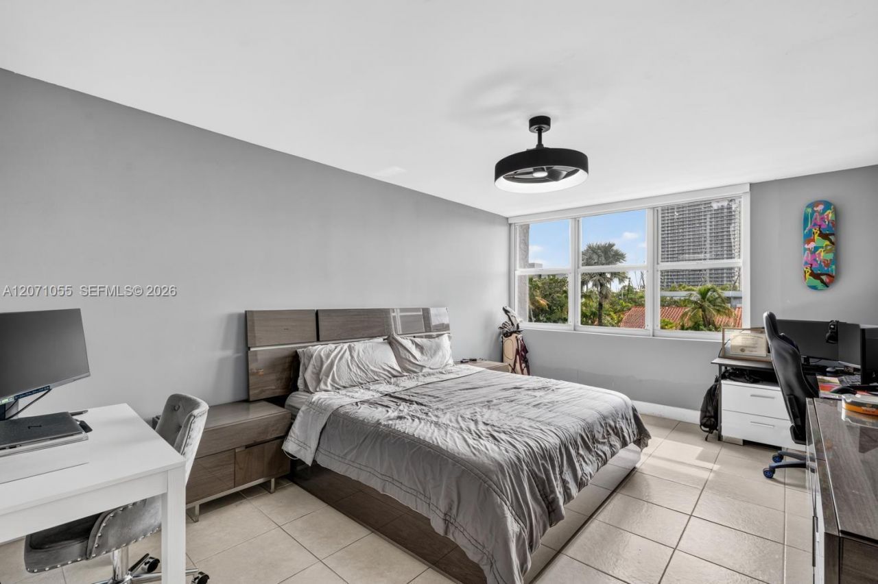 Please Call For Address, Unit 4E, North Miami Beach, FL 33160 Photo