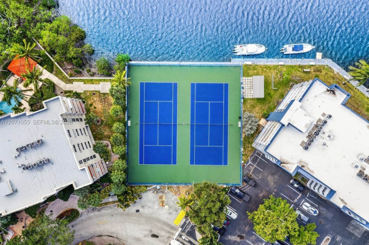 Please Call For Address, Unit 4E, North Miami Beach, FL 33160 Photo
