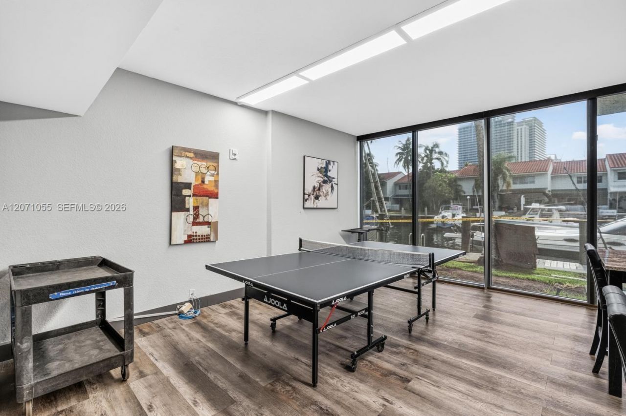 Please Call For Address, Unit 4E, North Miami Beach, FL 33160 Photo