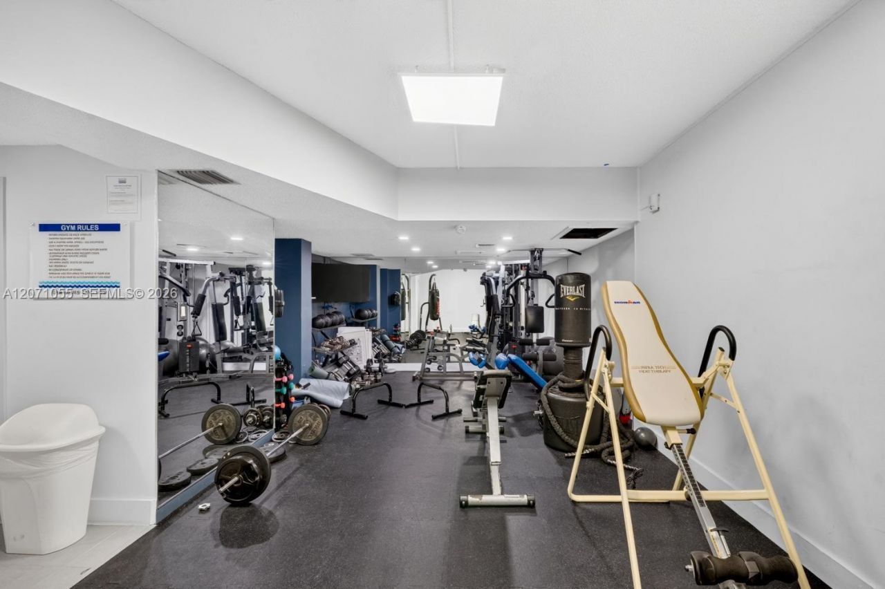 Please Call For Address, Unit 4E, North Miami Beach, FL 33160 Photo