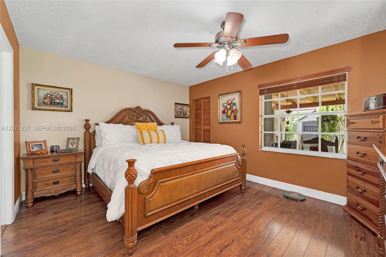 12916 SW 150th Ter , Miami, FL 33186 Photo