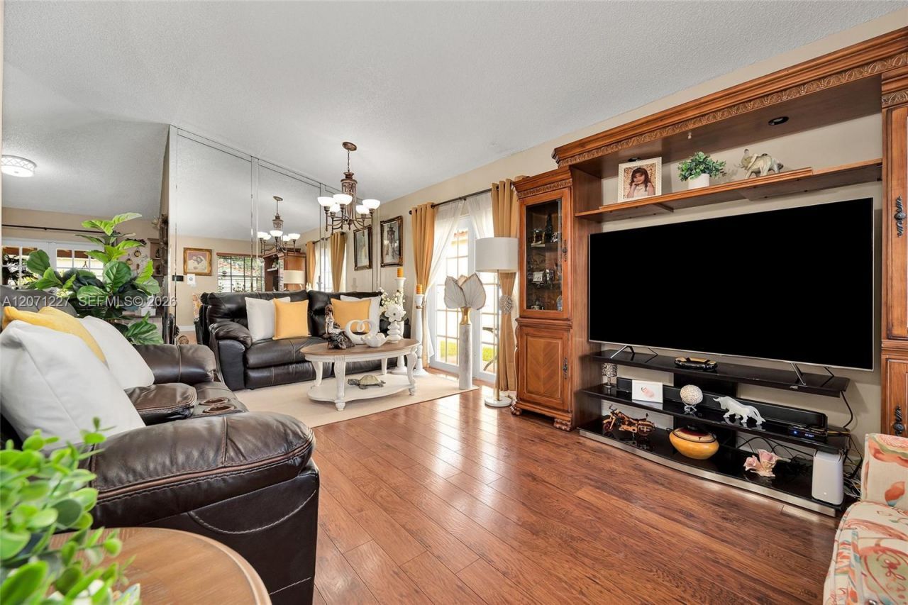 12916 SW 150th Ter , Miami, FL 33186 Photo