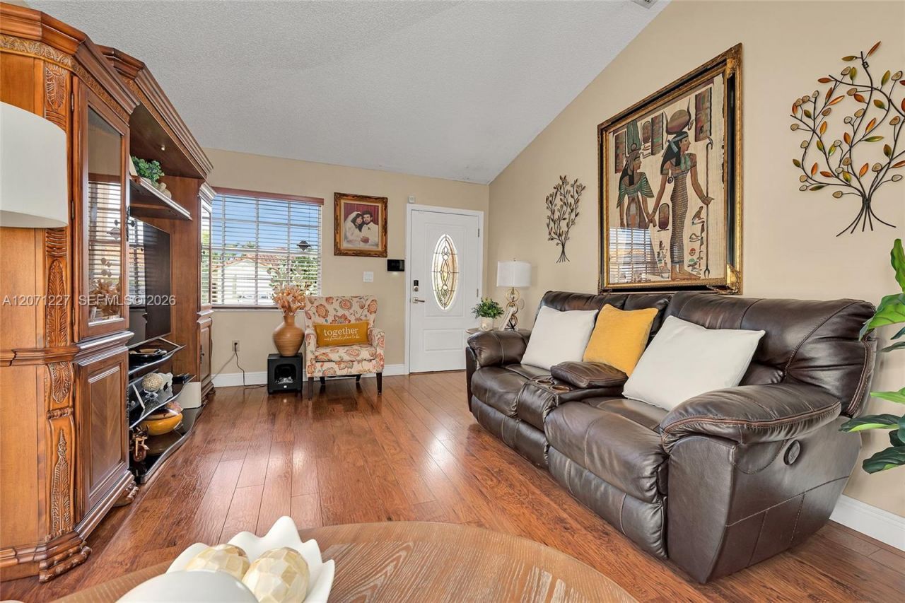 12916 SW 150th Ter , Miami, FL 33186 Photo