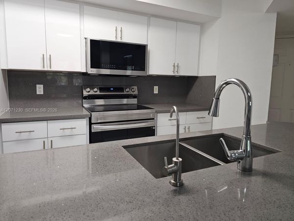 Unit 7210, Miami, FL 33196