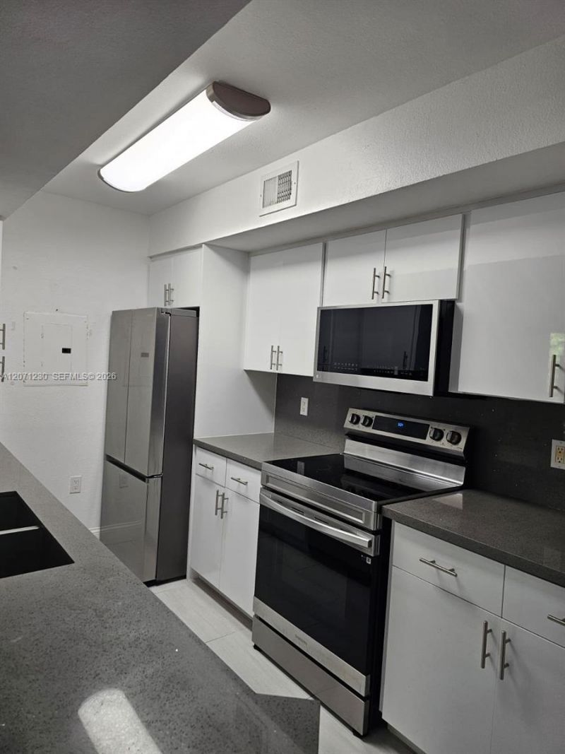 Please Call For Address, Unit 7210, Miami, FL 33196 Photo