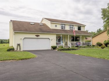 463 Pleasant View Drive, Lancaster, NY 14086