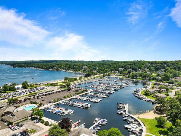 270 Fontana BOULEVARD, Unit 413, Fontana, WI 53125