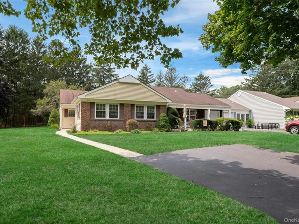 62 Hearthside Drive , Mount Sinai, NY 11766