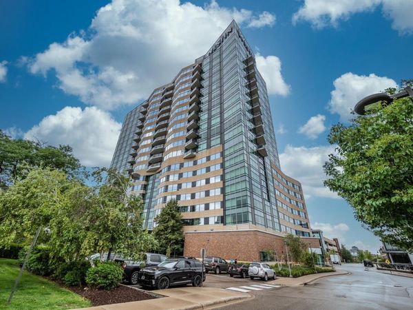 3209 Galleria , Unit 1502, Edina, MN 55435