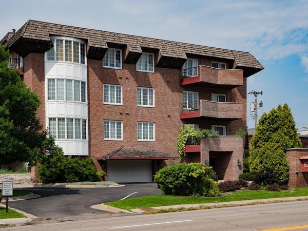 6300 Xerxes Avenue S, Unit 31, Edina, MN 55423