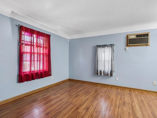 1050 Matilda Street, Saint Paul, MN 55117