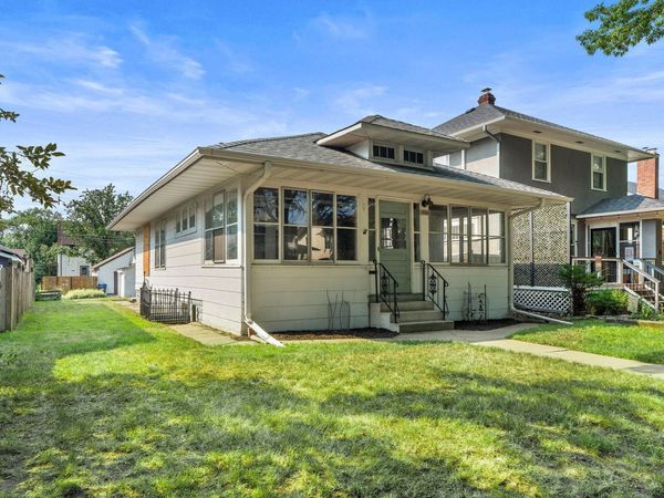 1980 Stanford Avenue , Saint Paul, MN 55105