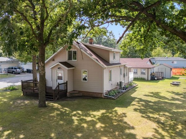 712 4th Street SW, Little Falls, MN 56345