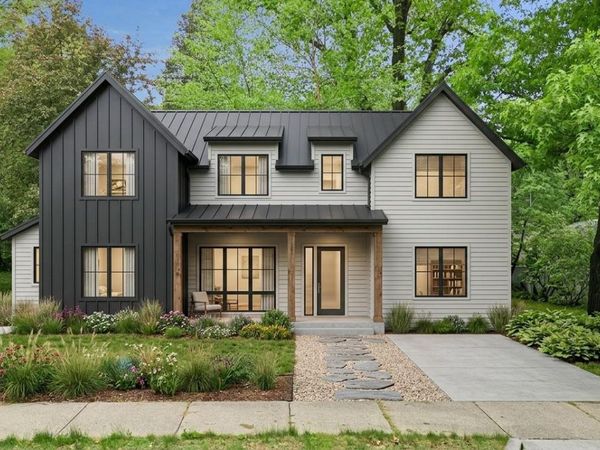 2740 Thomas Avenue S, Minneapolis, MN 55416