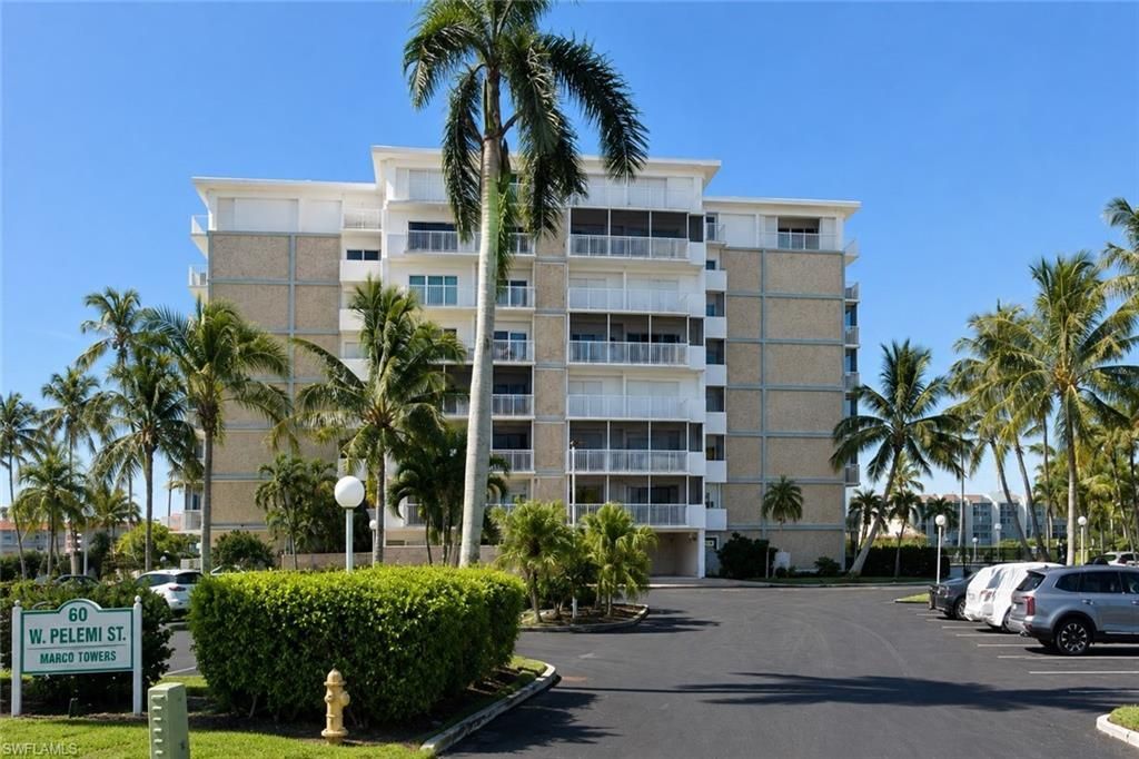 60 Pelican St W, Unit 602, Naples, FL 34113 Photo