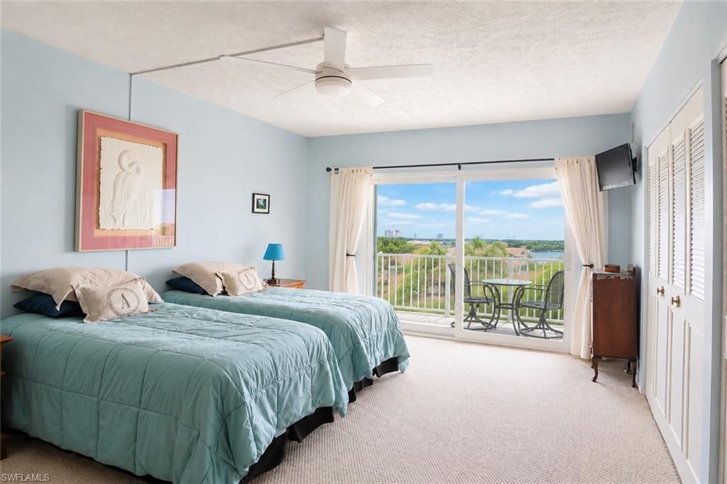 60 Pelican St W, Unit 602, Naples, FL 34113 Photo