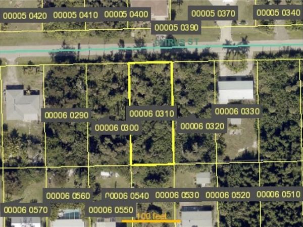 3613 Citrus ST , ST. JAMES CITY, FL 33956