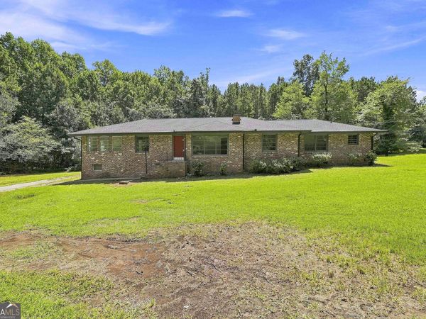 490 Mehaffey Drive, Fairburn, GA 30213