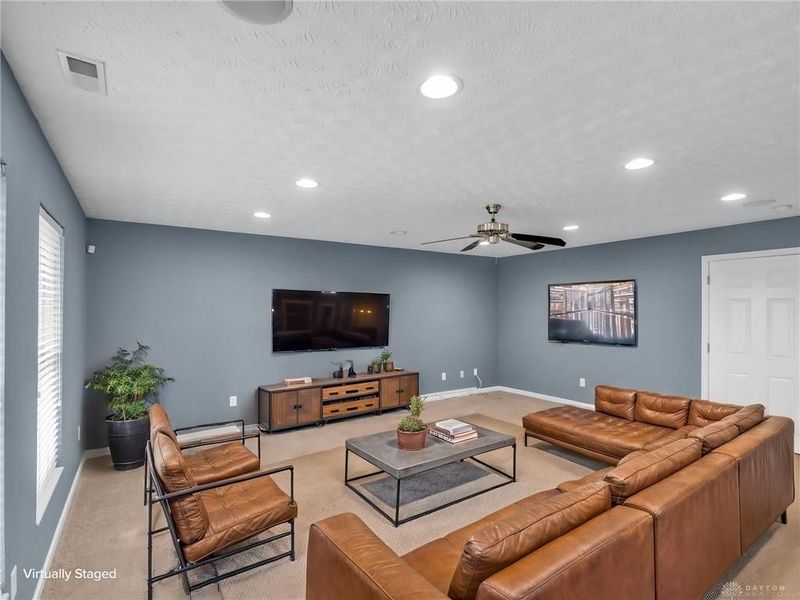 9492 Tahoe Drive, Dayton, OH 45458 Photo 6