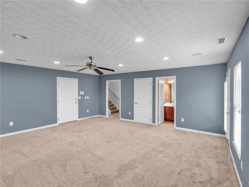 9492 Tahoe Drive, Dayton, OH 45458 Photo 8