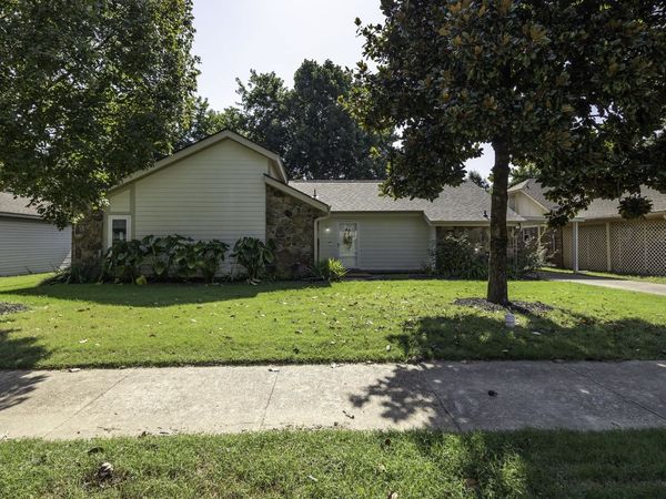 2954 CROWELL ST, Bartlett, TN 38133