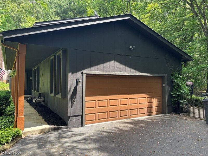 2166 Dow Drive, Akron, OH 44313 Photo 4