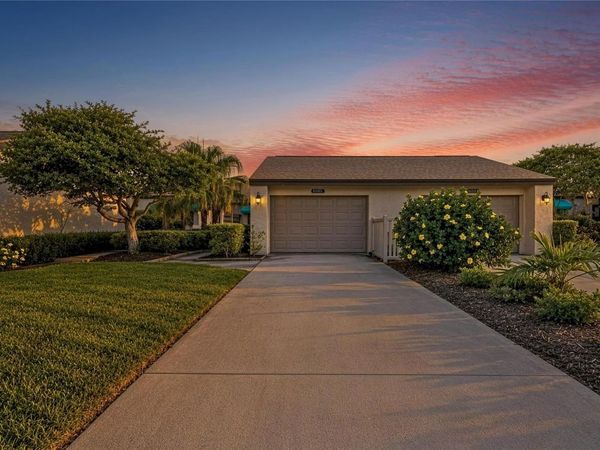 6085 CLUBSIDE DRIVE , SARASOTA, FL 34243