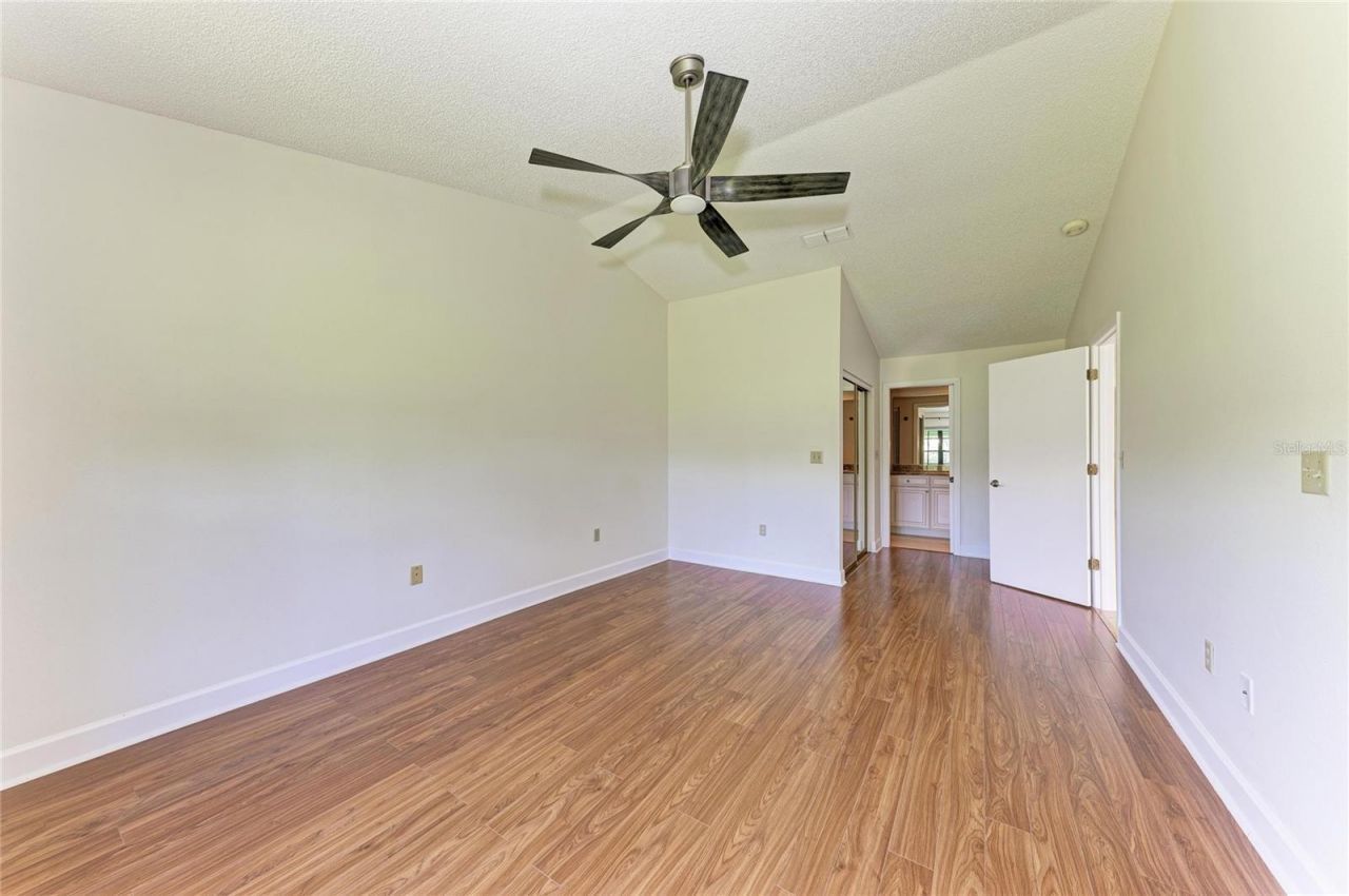 6085 Clubside Drive , Sarasota, FL 34243 Photo