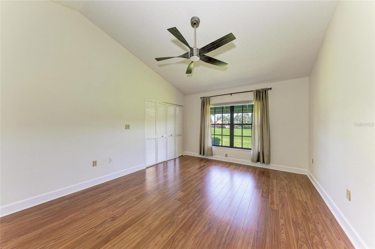 6085 Clubside Drive , Sarasota, FL 34243 Photo