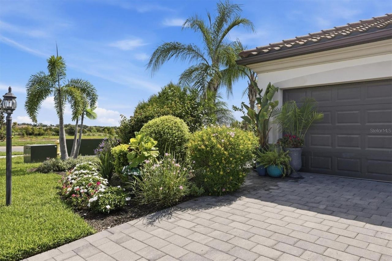 16120 Sunny Day Drive , Bradenton, FL 34211 Photo