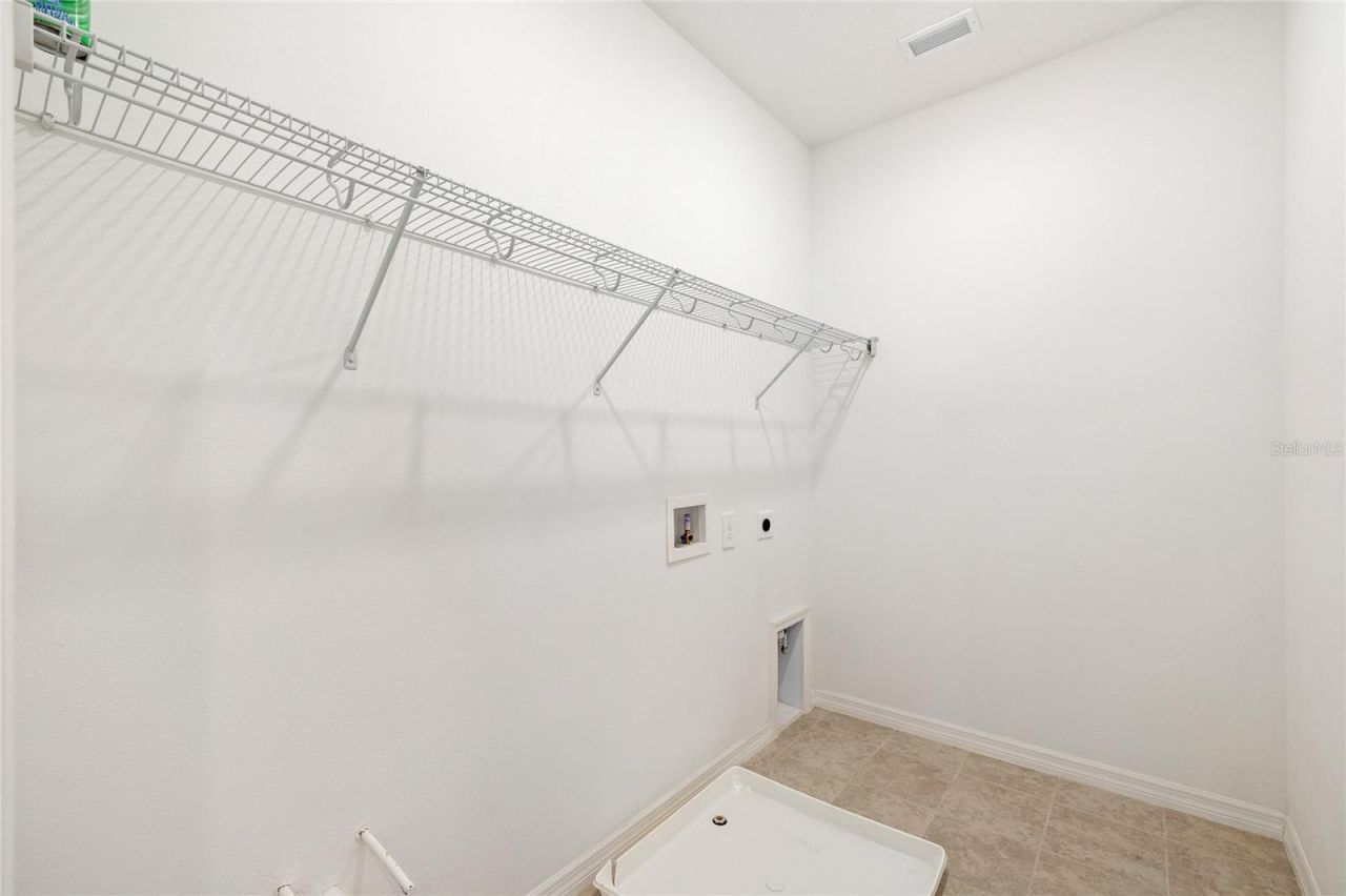 1168 Pando Loop, Orlando, FL 32824 Photo