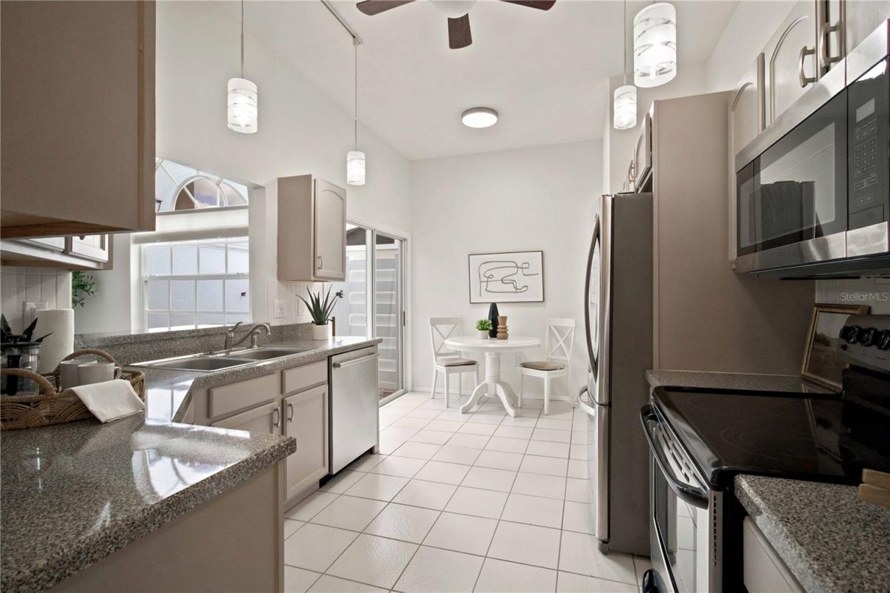 4730 Raintree Street Circle E, Bradenton, FL 34203 Photo