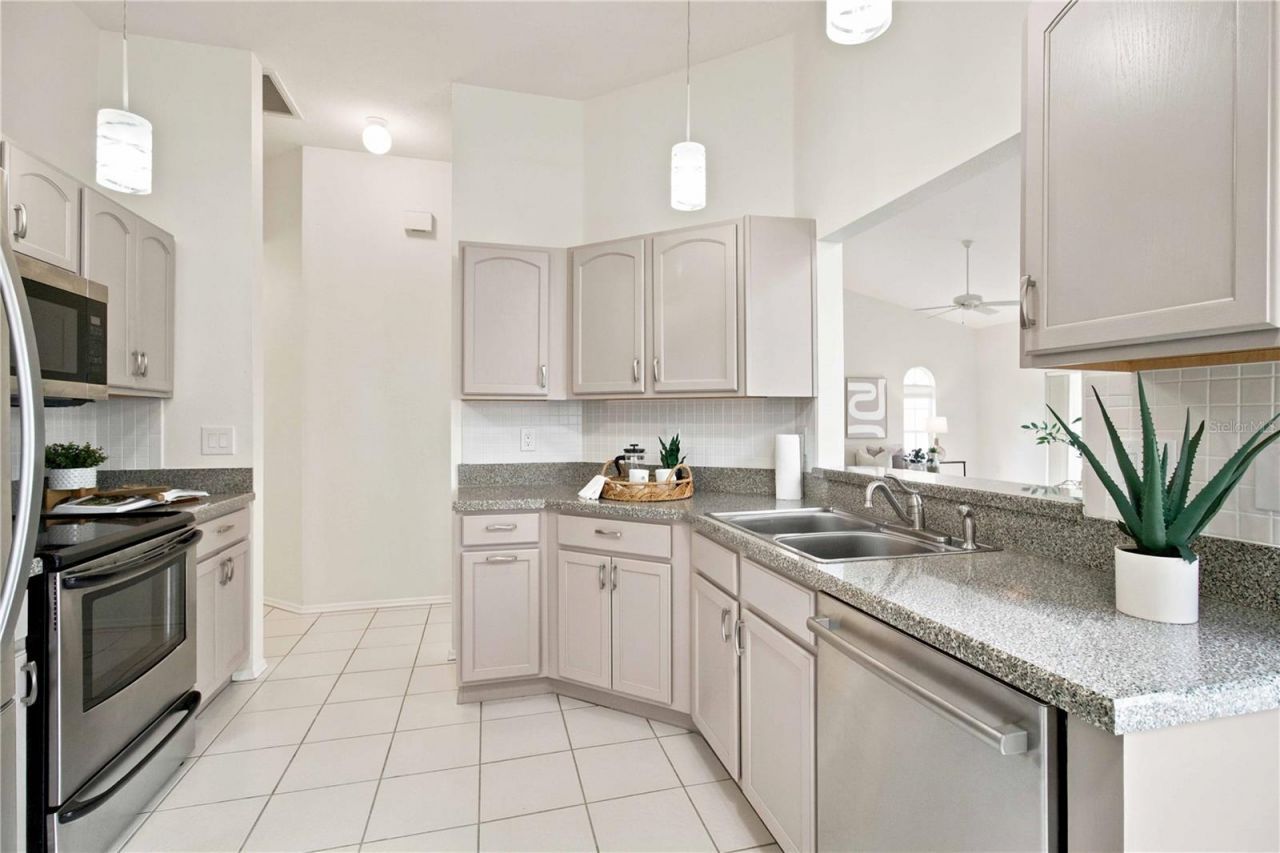 4730 Raintree Street Circle E, Bradenton, FL 34203 Photo