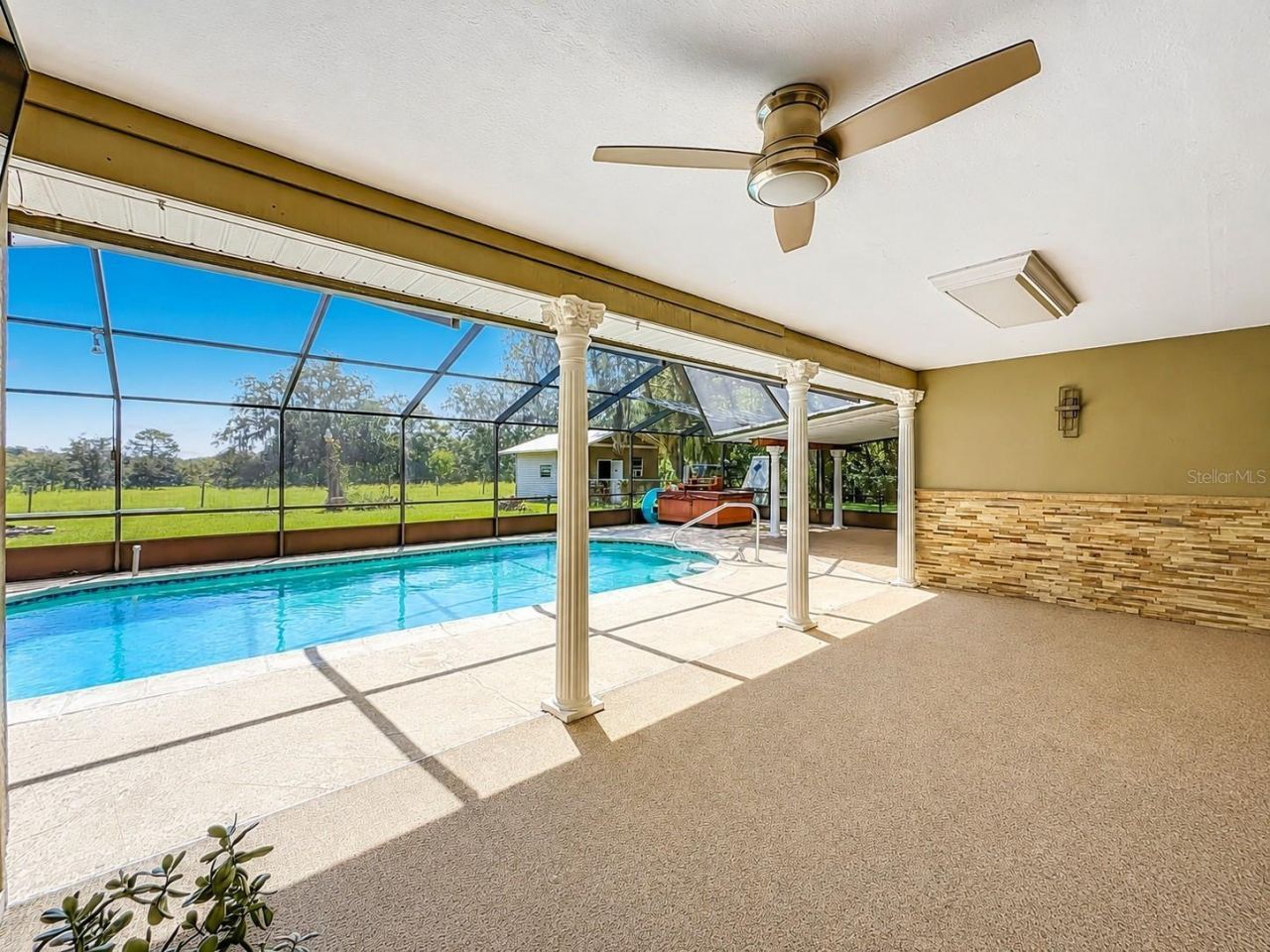 2833 S Rose Avenue, Inverness, FL 34450 Photo