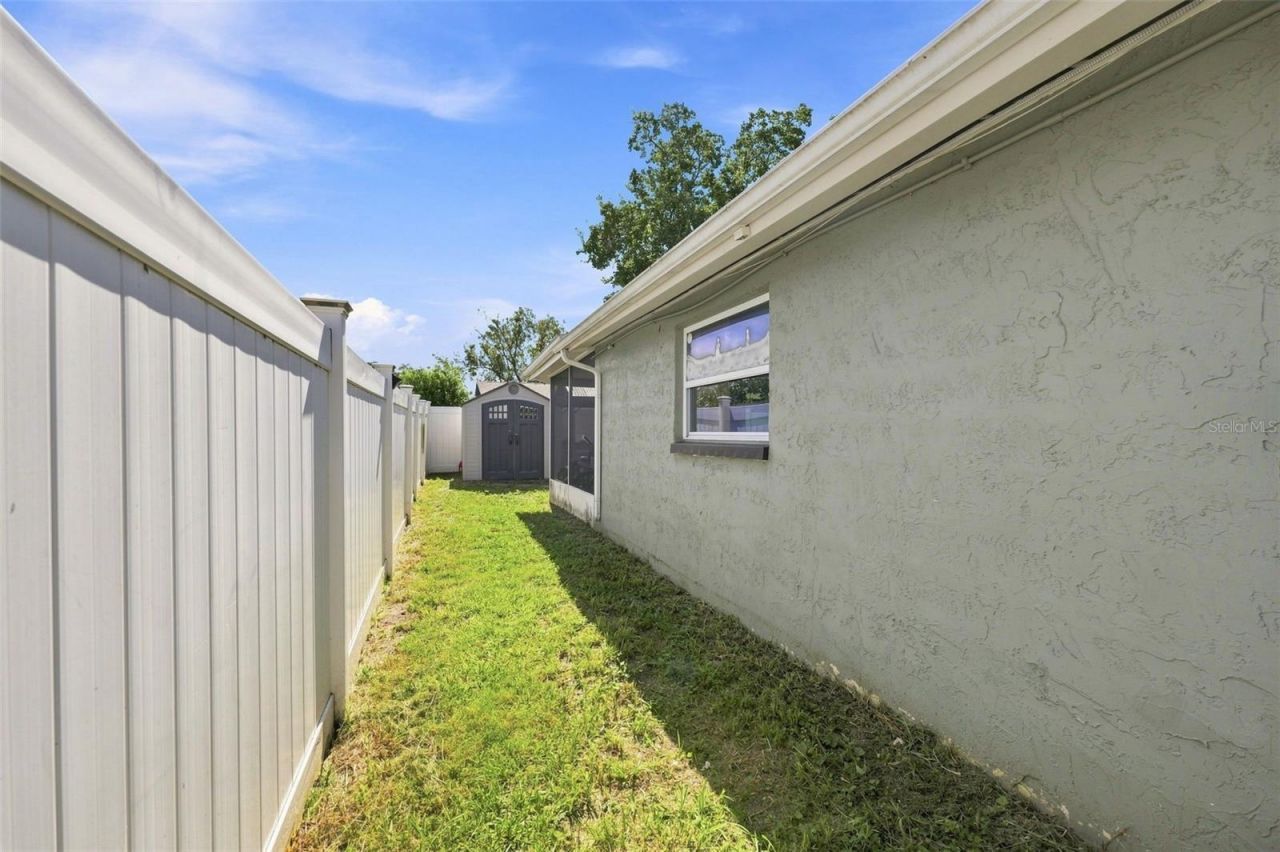9040 Crabtree Lane , Port Richey, FL 34668 Photo