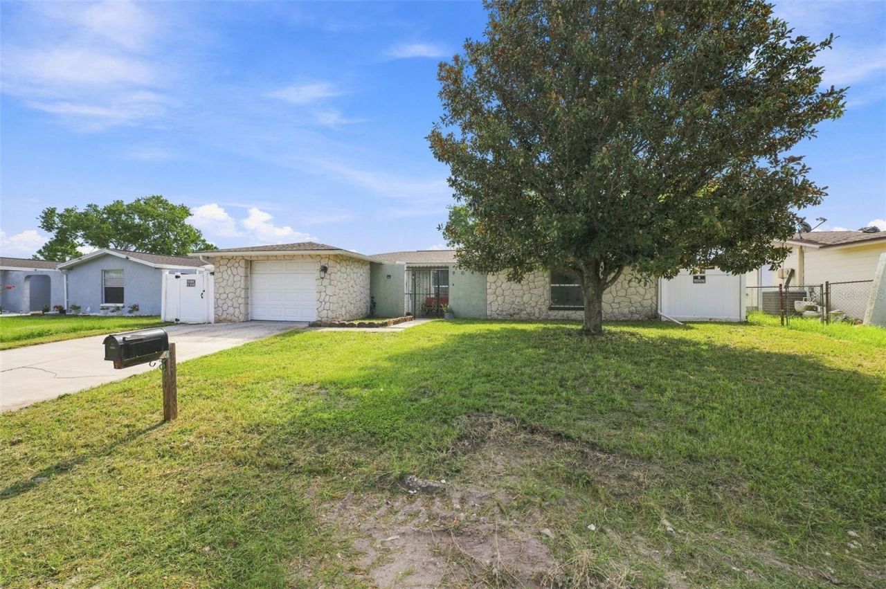 9040 Crabtree Lane , Port Richey, FL 34668 Photo