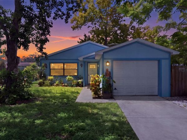 1304 E BOYER STREET, TARPON SPRINGS, FL 34689